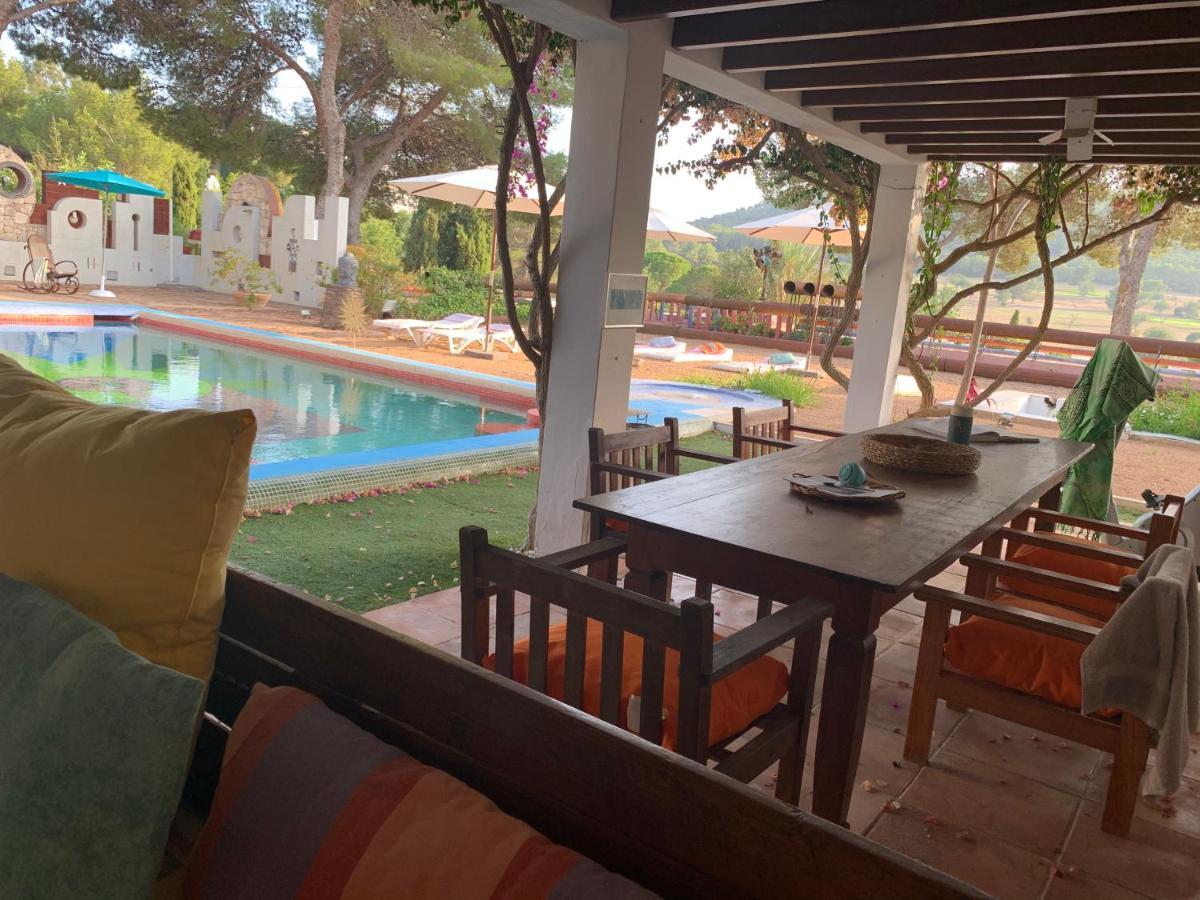 산타 에우랄리아 데 리오 Ibiza Paradise B&B 외부 사진