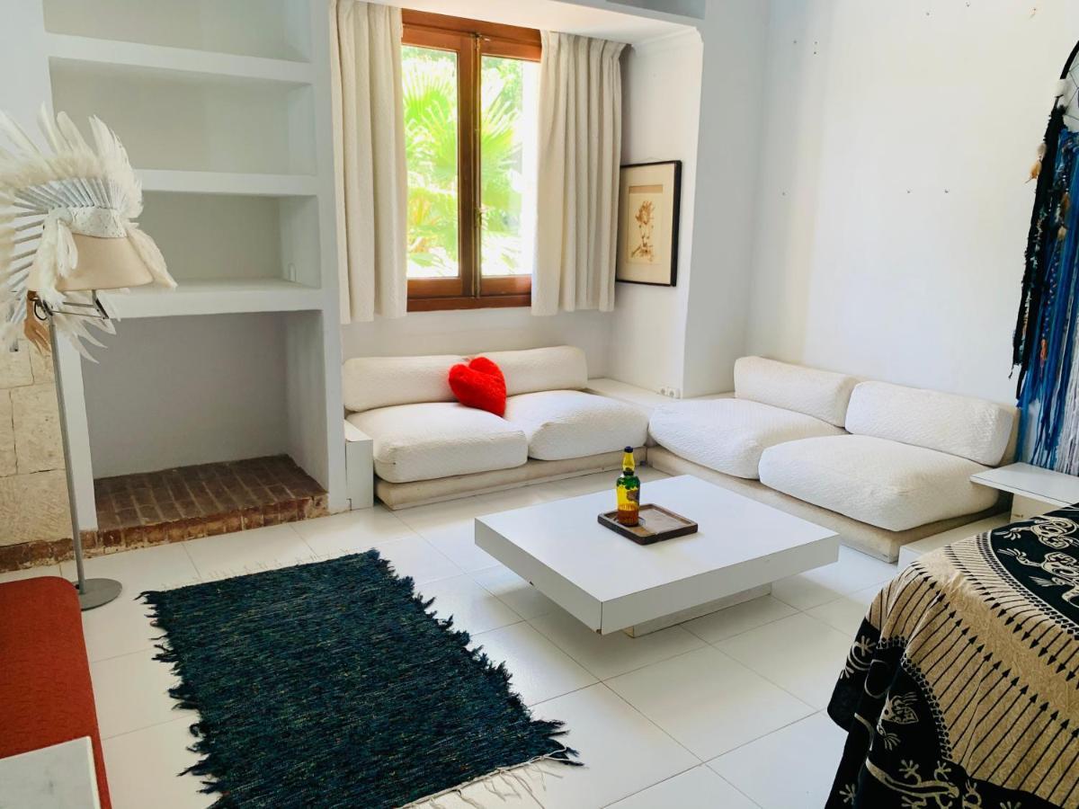산타 에우랄리아 데 리오 Ibiza Paradise B&B 외부 사진